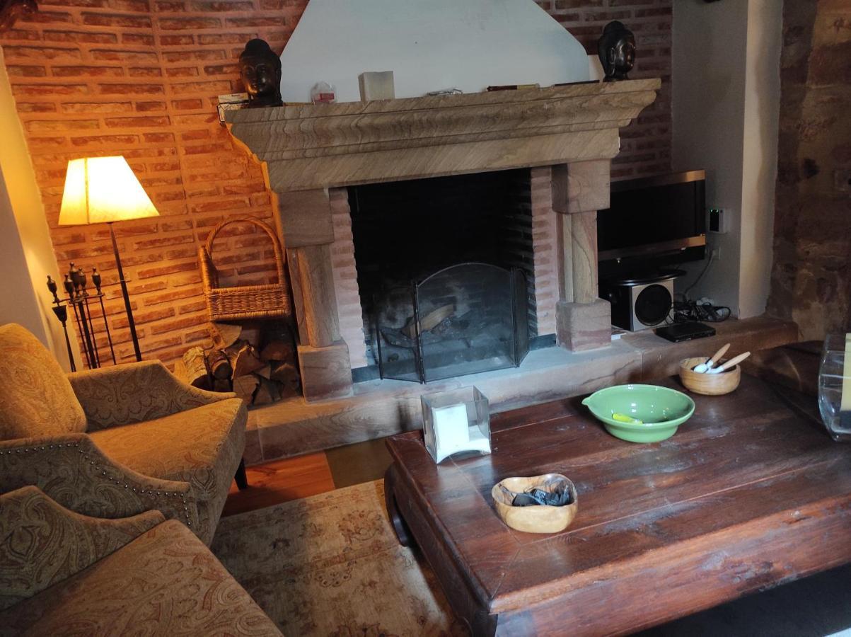 El Capricho De Valganon Apartment Bagian luar foto